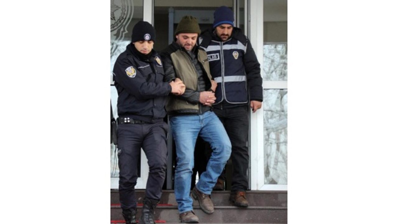 Belediye Başkanını tehdit eden 2 kişi tahliye edildi