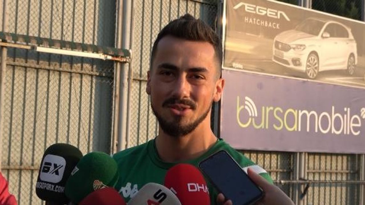 Bursasporlu oyuncular Emirhan Aydoğan ve Çağlar Şahin Akbaba açıklamalarda bulundu