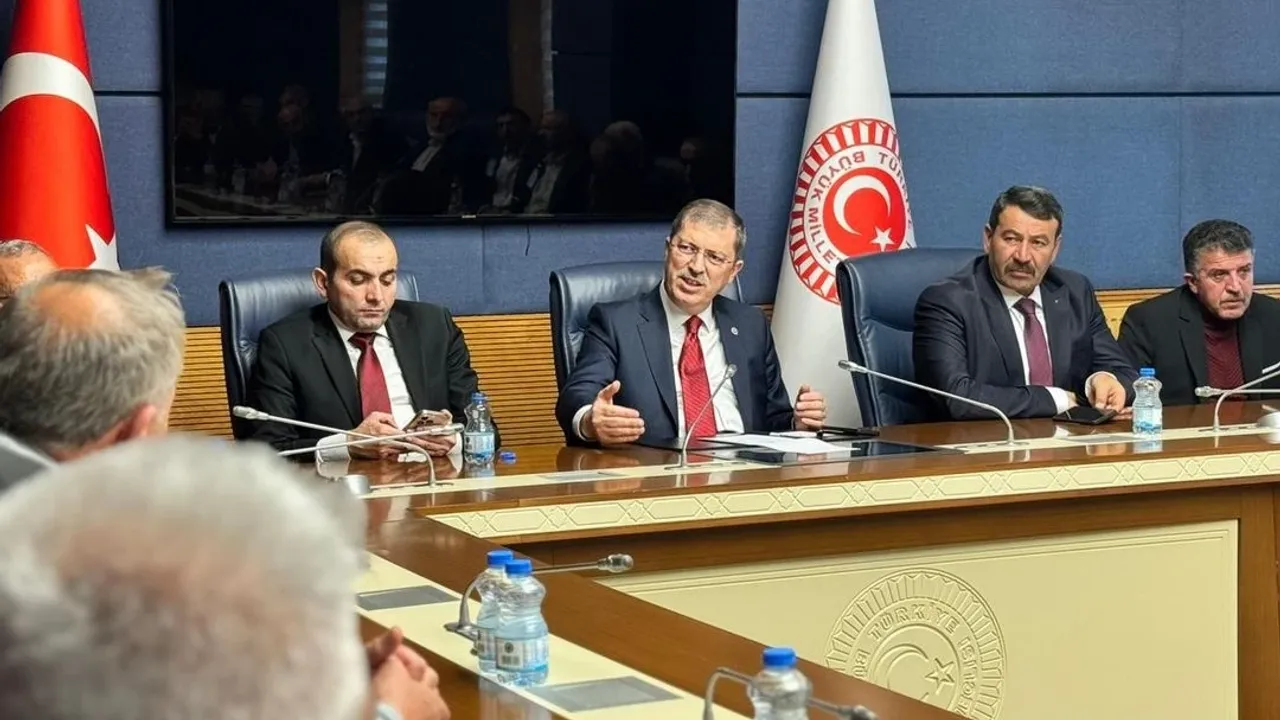 Tokatlı 70 muhtar Gazi Meclis'te