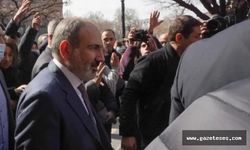 Ermenistan'da darbe girişimi! Halk sokaklara çıktı Paşinyan'dan açıklama geldi
