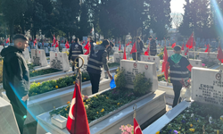 Fatih Ülkü Ocakları Edirnekapı Şehitliği'nde