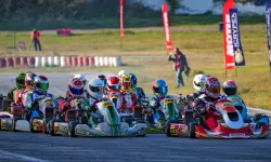 Karting son ayakta büyük çekişme