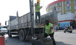 Antalya'da yağmur suyu hatları temizleniyor