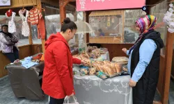 Kayseri Talas'ın Maharetli Eller Kadın Üretici Pazarı'na büyük ilgi