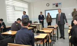 Artvin Valisi Ergün'den okullara ziyaret