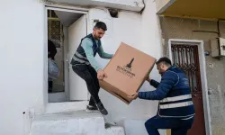 İzmir Büyükşehir'in kış destek paketleri ulaştırılıyor