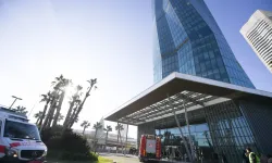 İzmir'de 47 katlı binada nefes kesen tatbikat