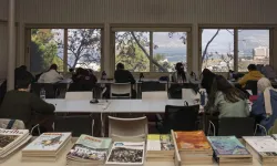 İzmir'in kütüphanelerini 'kitap kurtları' çok sevdi