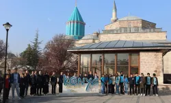 Konya'da öğrenciler tarihi kültürel mekanlarını keşfediyor