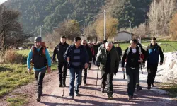 Kütahya'da Gelinkayası mevkiinde doğa yürüyüşü
