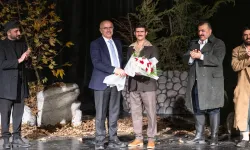 Malatya'da 'Pusuda' tiyatro oyunu beğeni topladı