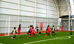 Malatya'da 'Minikler Yarıyıl Futbol Şenliği' turnuvası başladı