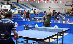 Veteran sporcular Mersin'de buluştu