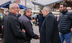 Başkan Özarslan'dan Ayvalı Semt Pazarı'na ziyaret