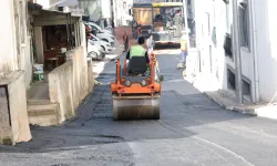 Bursa Osmangazi'de yıpranan yollara asfalt müdahalesi