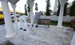 İzmir Narlıdere'de camilerde temizlik çalışması