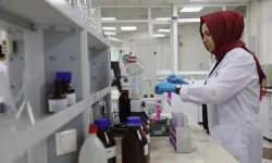 KASKİ Laboratuvarları'ndan su kalite testi