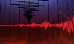 Bayram sabahı korkutan deprem