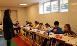 İstanbul Maltepe'de dil kurslarıyla geleceğe hazırlanıyorlar