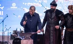 İzmir'de ilk bahar bayramı coşkusu