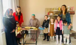 Mardin Yeşilli'de öğrencilerden emekli öğretmene vefa