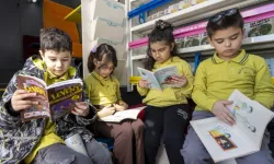 Mersin'de çocuklara sanat ve edebiyat dolu bir gün