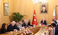 Numan Kurtulmuş, KKTC-Türkiye Parlamentolar Arası Dostluk Grubu'nu kabul etti