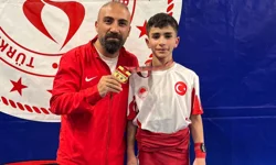 Ağrılı sporcu Osman Oğur halterde Türkiye şampiyonu