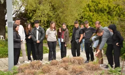 Balıkesir'de öğrenciler doğanın inceliklerini öğreniyor