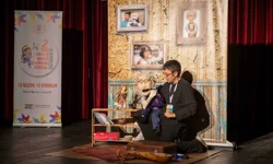 Bornova'da çocuk tiyatrosuna yoğun ilgi