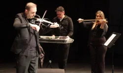 Çayırova'da keman dinletisi kulakların pasını sildi