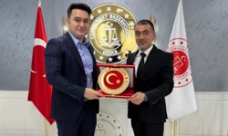 Düzce'de gazetecilerden Başsavcı Emre'ye ziyaret
