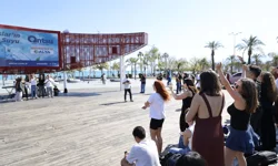 Erasmuslu gençlerden Antalya'da mini konser