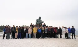 İstanbul Maltepeli öğrencilerden Çanakkale'ye duygusal ziyaret