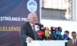 Kayseri Büyükşehir'den emeklilere 10 bin liralık destek