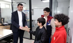 Kayseri Talaslı çocuklardan örnek davranış