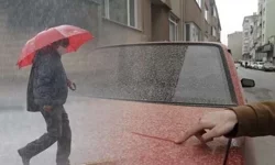Türkiye'de kuvvetli yağış, rüzgar ve toz taşınımı uyarısı