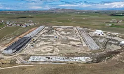 Van sebze haline kavuşuyor