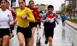 Ağrı'da Gençlik Spor'dan 19 Mayıs coşkusuna sportif kutlama
