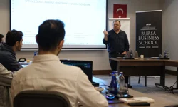 Bursa'da iş dünyasının dönüşümüne yön veriyor