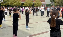 Bursa'da öğrenciler sağlıklı yaşam için hareket etti