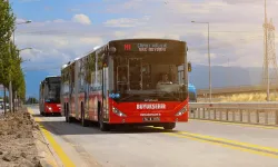 İstanbul Maltepe'de mezarlıklarda bayram temizliği