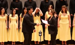 İzmir Uluslararası Çoksesli Korolar Festivali başladı