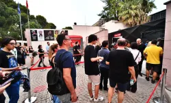 İzmir'de gençliğe üç bilet jesti