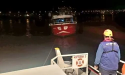Kocaeli açıklarında sürüklenen tekne kurtarıldı