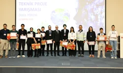 Toyota Sakarya'da genç beyinleri ödüllendirdi