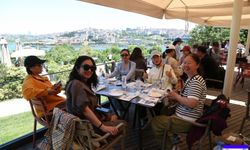 Dünyanın dört bir yanından ziyaretçiler Eyüpsultan’da buluşuyor