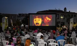 Bursa Osmangazi'de çocuklara ücretsiz sinema keyfi