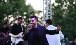 Sakarya'da 90'lar konseri nostalji rüzgârı estirdi