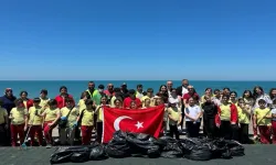 Trabzon'da Ayasofya sahilinde çevre temizliği etkinliği